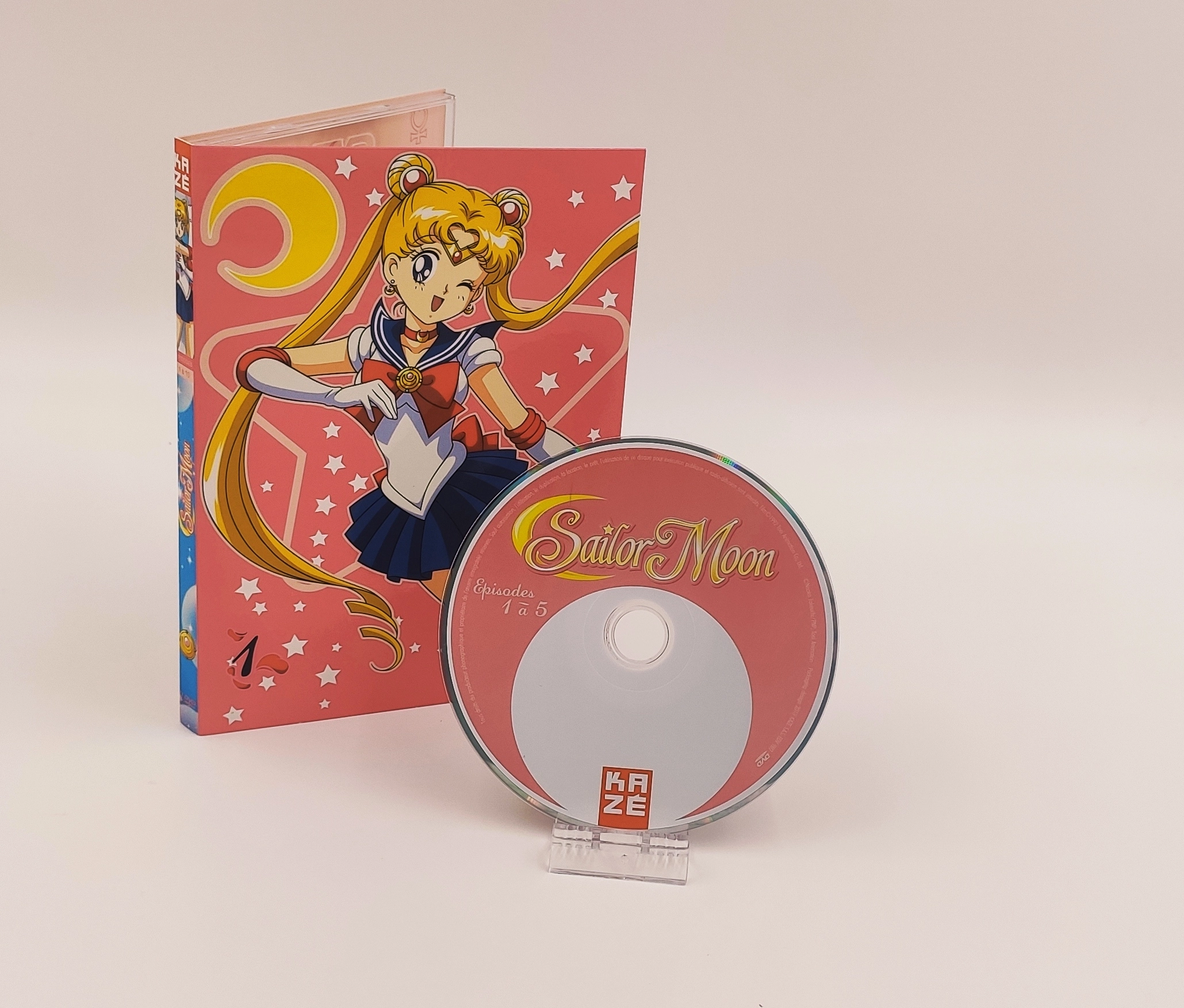 Vue en angle du coffret collector KazÃƒÂ© de la Saison 1.