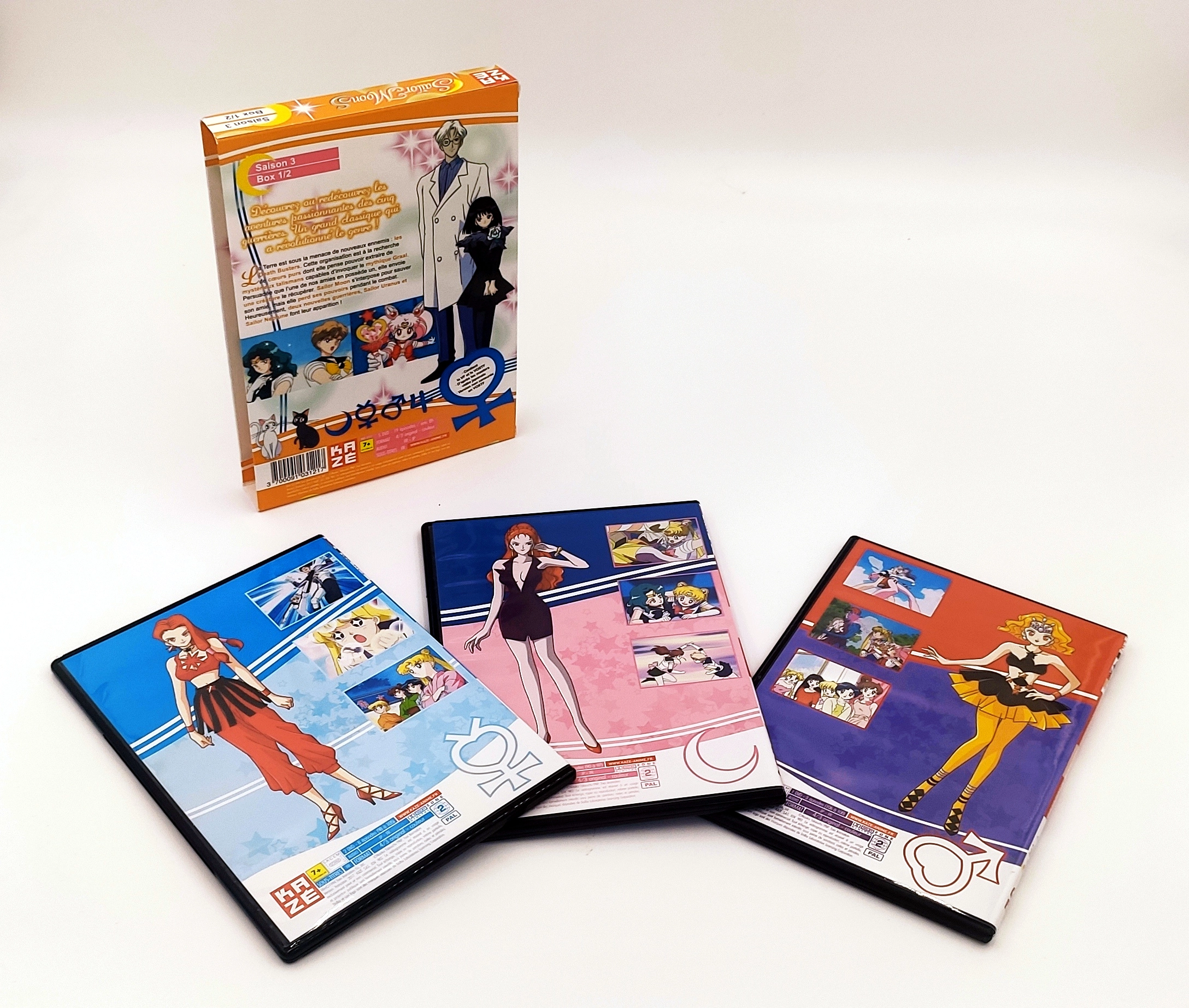 Detail 2 du coffret 1/2 KazÃƒÂ© Saison 3.